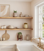 Load image into Gallery viewer, Woodland stand:one_stand