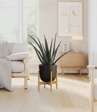 Load image into Gallery viewer, Stone Black stand:bamboo