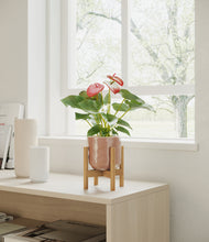 Load image into Gallery viewer, Hammered Peach Pink stand:bamboo