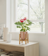 Load image into Gallery viewer, Hammered Peach Pink stand:bamboo