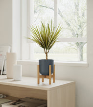 Load image into Gallery viewer, Iron Gray stand:bamboo