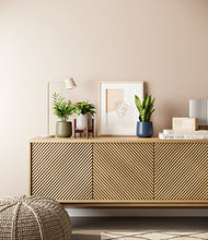 Load image into Gallery viewer, Winding River stand:one_stand