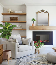 Load image into Gallery viewer, Sandy stand:two_stands