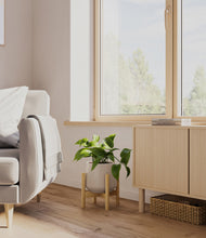 Load image into Gallery viewer, Eternal Gray stand:bamboo