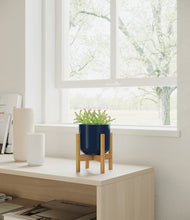Load image into Gallery viewer, Twilight Blue stand:bamboo