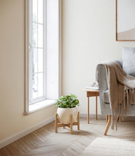 Load image into Gallery viewer, Shiny EggWhite stand:bamboo