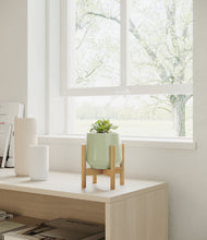 Load image into Gallery viewer, Turquoise stand:bamboo