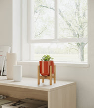 Load image into Gallery viewer, Glossy Red stand:bamboo