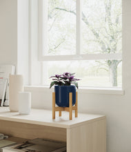 Load image into Gallery viewer, Twilight Blue stand:bamboo