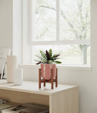 Load image into Gallery viewer, Hammered Rose Pink stand:walnut
