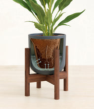 Load image into Gallery viewer, Iron Gray stand:bamboo