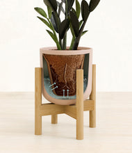 Load image into Gallery viewer, Sandy Pink stand:bamboo