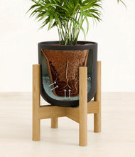 Load image into Gallery viewer, Stone Black stand:bamboo