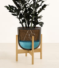 Load image into Gallery viewer, Stone Black stand:bamboo