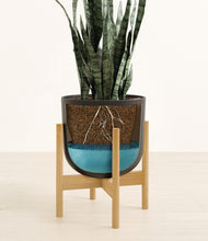 Load image into Gallery viewer, Stone Black stand:bamboo