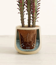 Load image into Gallery viewer, Almond Green stand:all