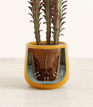 Load image into Gallery viewer, Mustard stand:all