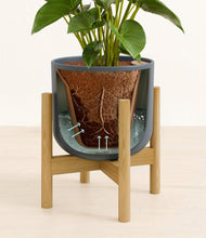 Load image into Gallery viewer, Iron Gray stand:bamboo