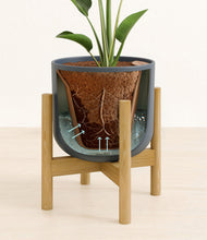 Load image into Gallery viewer, Iron Gray stand:bamboo