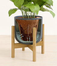 Load image into Gallery viewer, Iron Gray stand:bamboo