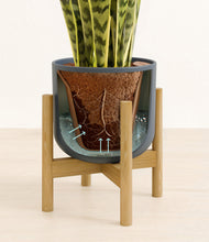 Load image into Gallery viewer, Iron Gray stand:bamboo