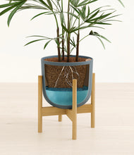 Load image into Gallery viewer, Iron Gray stand:bamboo