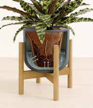 Load image into Gallery viewer, Iron Gray stand:bamboo