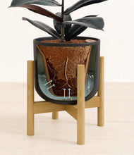 Load image into Gallery viewer, Stone Black stand:bamboo