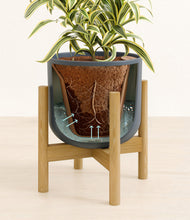 Load image into Gallery viewer, Iron Gray stand:bamboo