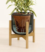 Load image into Gallery viewer, Stone Black stand:bamboo