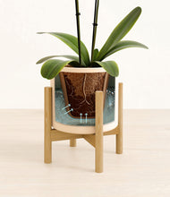 Load image into Gallery viewer, Cream stand:bamboo