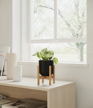 Load image into Gallery viewer, Stone Black stand:bamboo