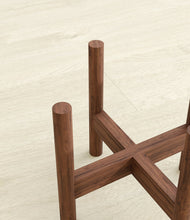 Load image into Gallery viewer, Walnut