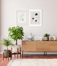 Load image into Gallery viewer, Woodland stand:two_stands