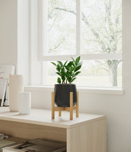 Load image into Gallery viewer, Black stand:bamboo