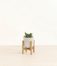 Load image into Gallery viewer, Snowdrift White stand:bamboo