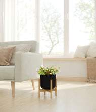 Load image into Gallery viewer, Stone Black stand:bamboo