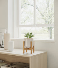 Load image into Gallery viewer, Snowdrift White stand:bamboo