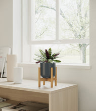 Load image into Gallery viewer, Iron Gray stand:bamboo