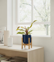 Load image into Gallery viewer, Twilight Blue stand:bamboo