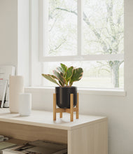 Load image into Gallery viewer, Stone Black stand:bamboo
