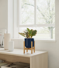Load image into Gallery viewer, Twilight Blue stand:bamboo
