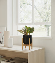 Load image into Gallery viewer, Stone Black stand:bamboo
