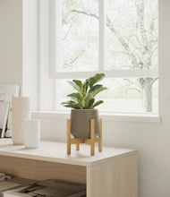 Load image into Gallery viewer, Olive stand:bamboo
