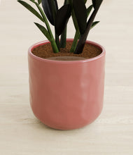 Load image into Gallery viewer, Hammered Rose Pink stand:all
