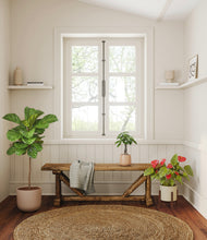 Load image into Gallery viewer, Sandy stand:one_stand
