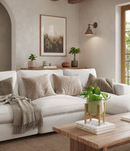 Load image into Gallery viewer, Earthy stand:one_stand
