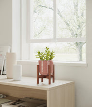 Load image into Gallery viewer, Hammered Rose Pink stand:walnut
