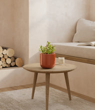 Load image into Gallery viewer, Glossy Red
