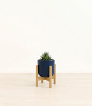 Load image into Gallery viewer, Twilight Blue stand:bamboo
